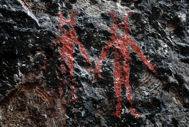 Figuras en los megalitos de Corinto, Morazán / Foto José Luna