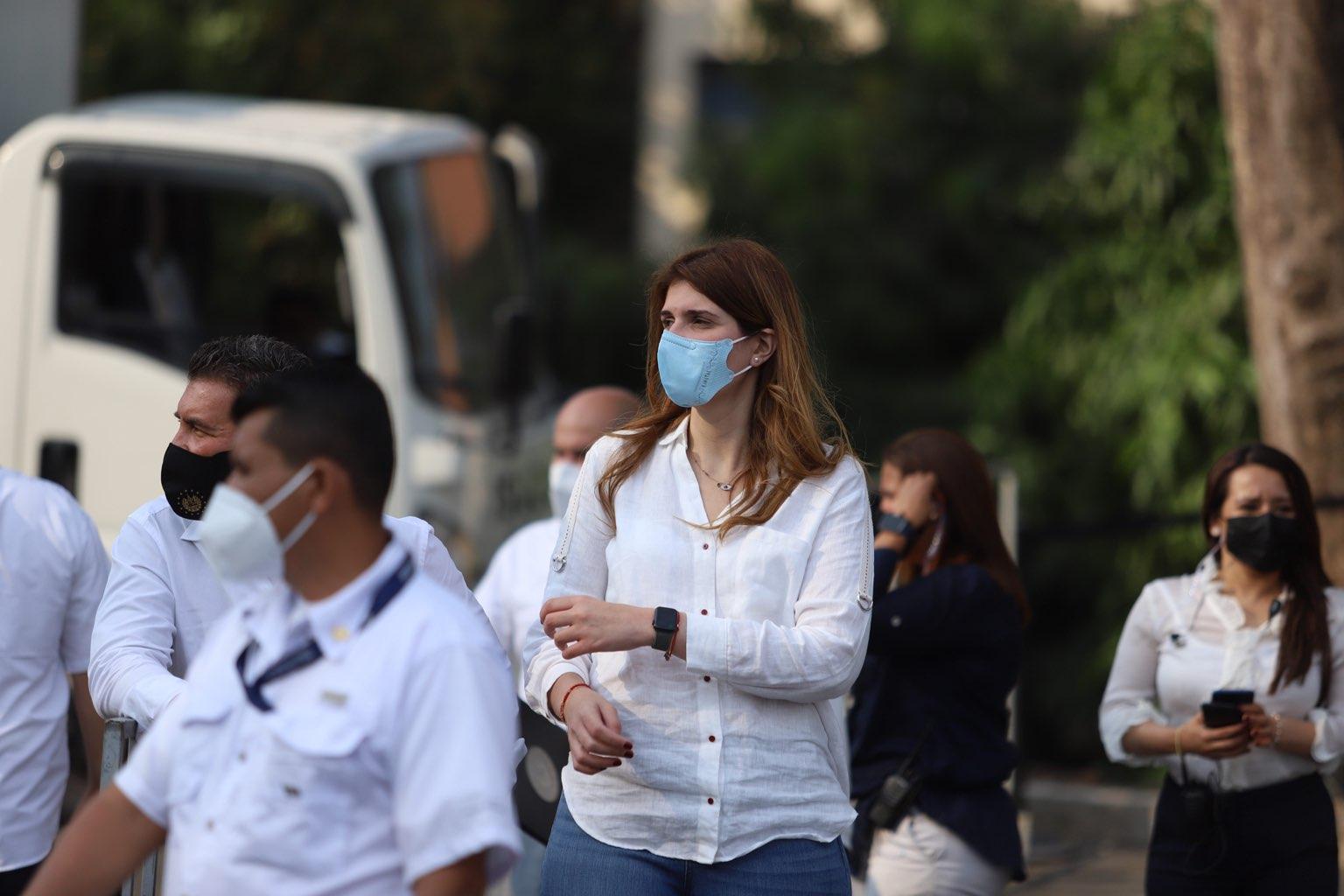 El 17 de febrero, Sara Hanna supervisó la logística del evento de lanzamiento del plan de vacunación tras el arribo de un primer lote de vacunas AztraZeneca del programa Covax (Alianza Global de Vacunas). Foto, Carlos Barrera.