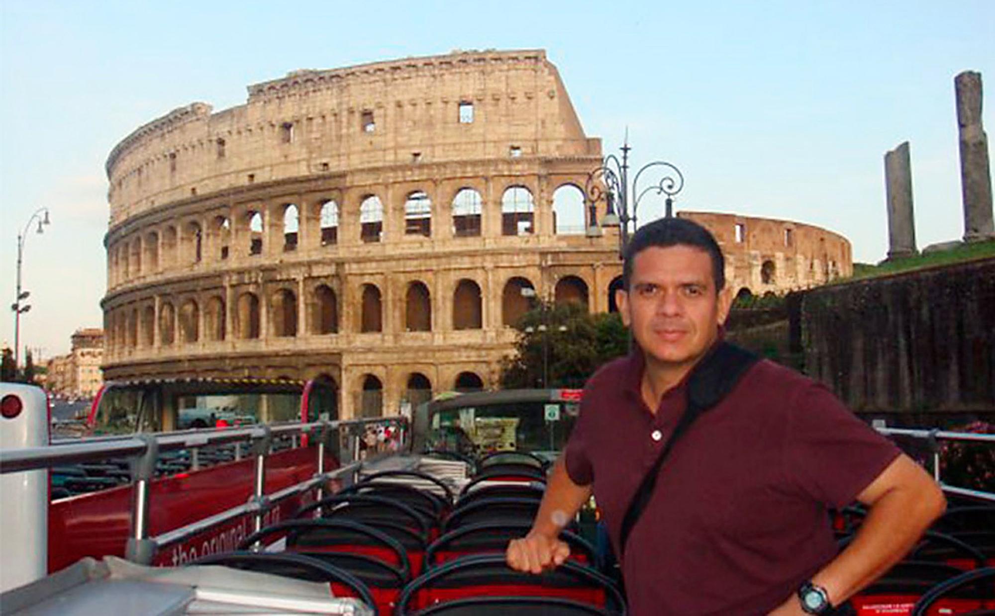 Esta imagen de archivo sin fecha cortesía del periódico La Tribuna, muestra a Fabio Lobo, el hijo mayor del expresidente hondureño Porfirio Lobo, en Roma. Devis Leonel Rivera Maradiaga, exjefe del cartel Los Cachiros, confesó ante una corte estadounidense que su organización había matado a 78 personas. Dijo que dio al expresidente Porfirio Lobo (2010-2014) y a su hijo Fabio cientos de miles de dólares. Rivera Maradiaga declaró que el expresidente Lobo nombró a su hijo Fabio como interlocutor con Los Cachiros. AFP Foto / Cortesía de La Tribuna.