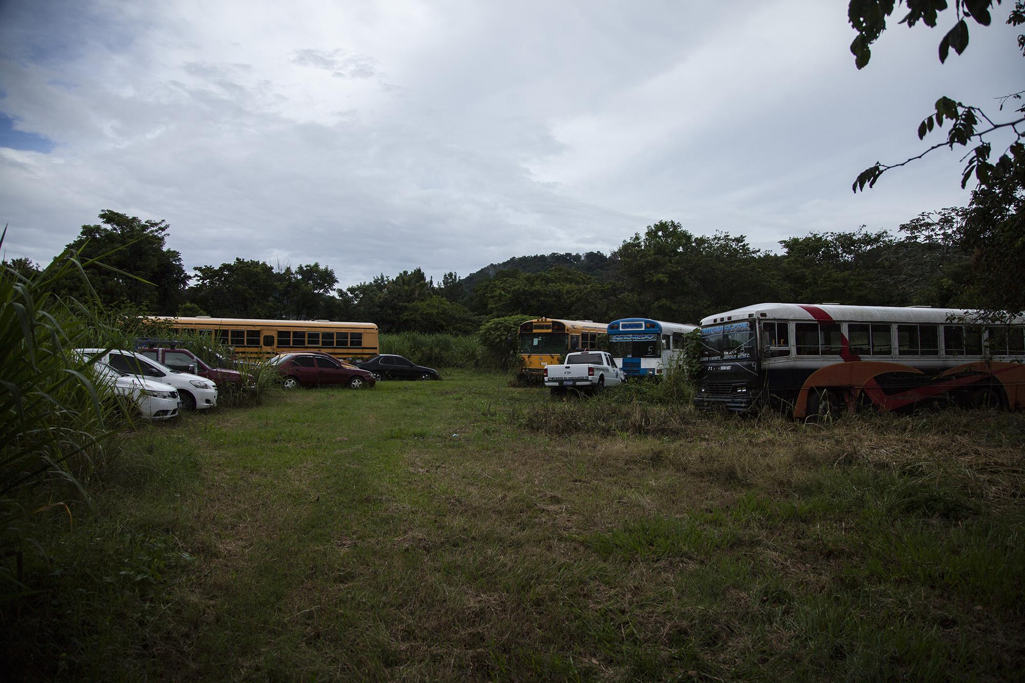 Terreno donde se pretende construir el nuevo edificio de la Fiscalía General de la República. Ubicado en la residencial Santa Elena, en Antiguo Cuscatlán. Foto: Víctor Peña