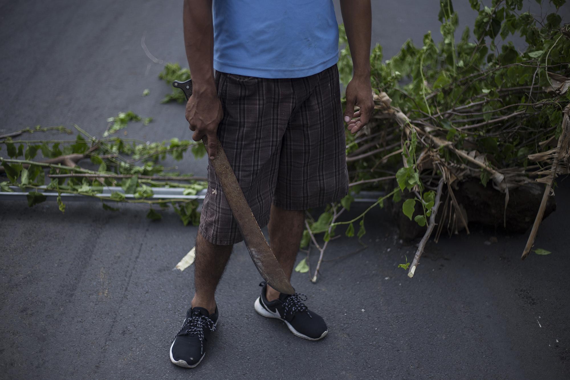 Para llegar de Managua a la ciudad de Masaya en vehículo, había que pasar por siete barricadas. A partir del miércoles 6 de junio, las turbas se tomaron la entrada a la ciudad de Tecuantepe, donde nadie puede ingresar ni en motocicleta. Los grupos de rebeldes han intensificado sus protección.