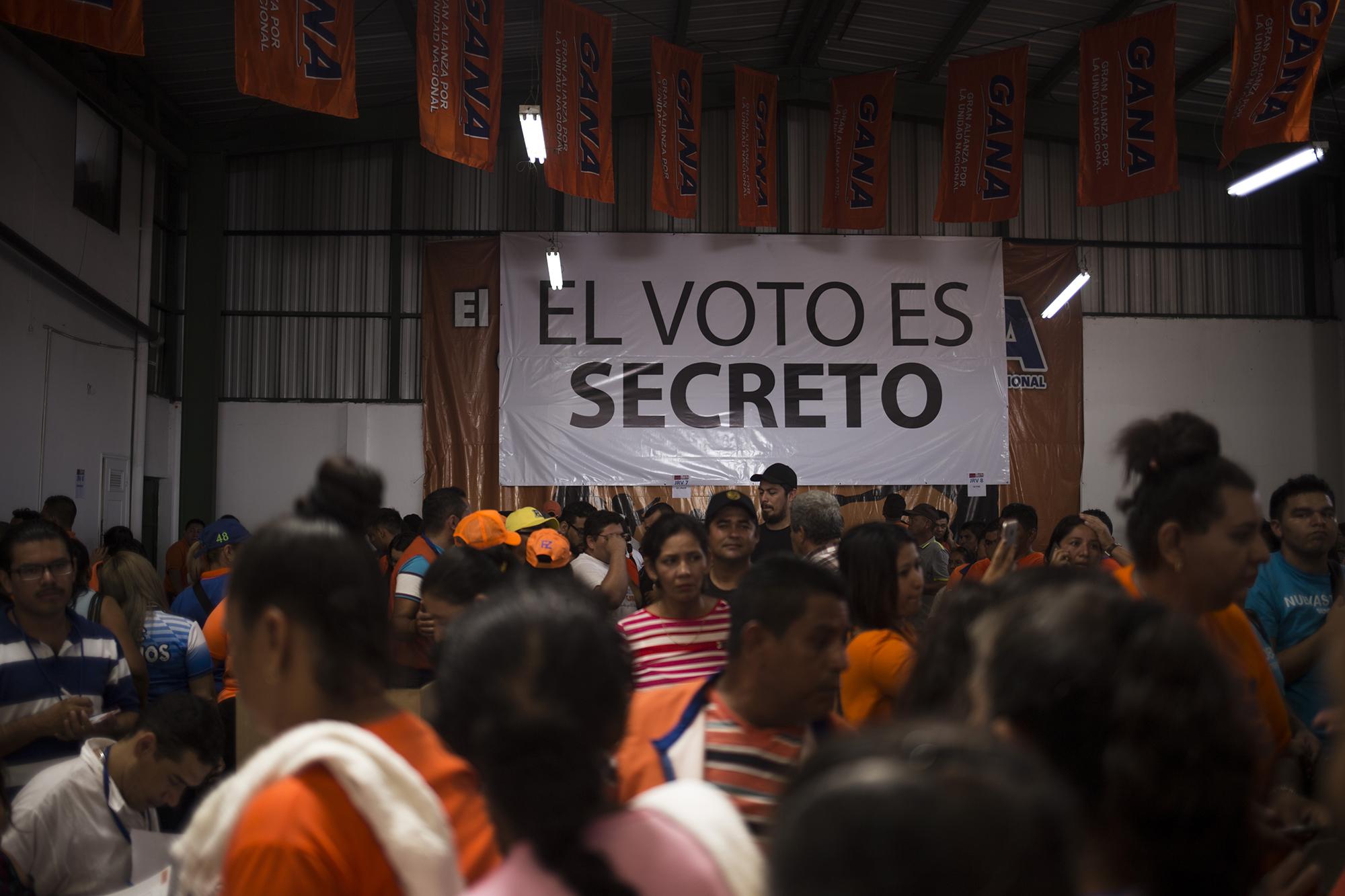 Las bases del partido Gana eligieron a su fórmula presidencial en las elecciones internas de este 29 de julio. El proceso terminó siendo la ratificación de una candidatura única. Foto: El Faro/ Víctor Peña