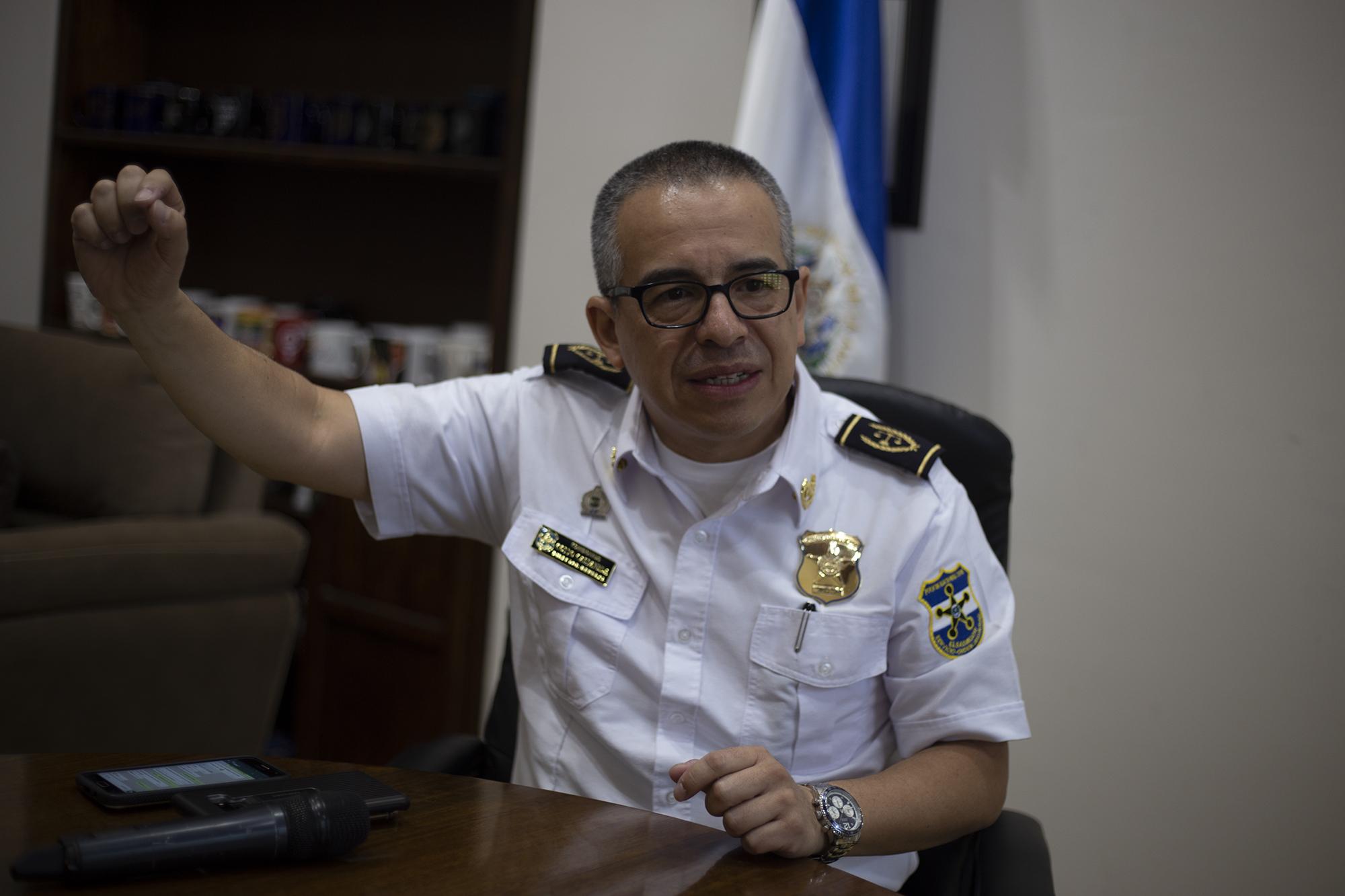 Howard Augusto Cotto Castaneda, director general de la Policía Nacional Civil. Foto Carlos Barrera.