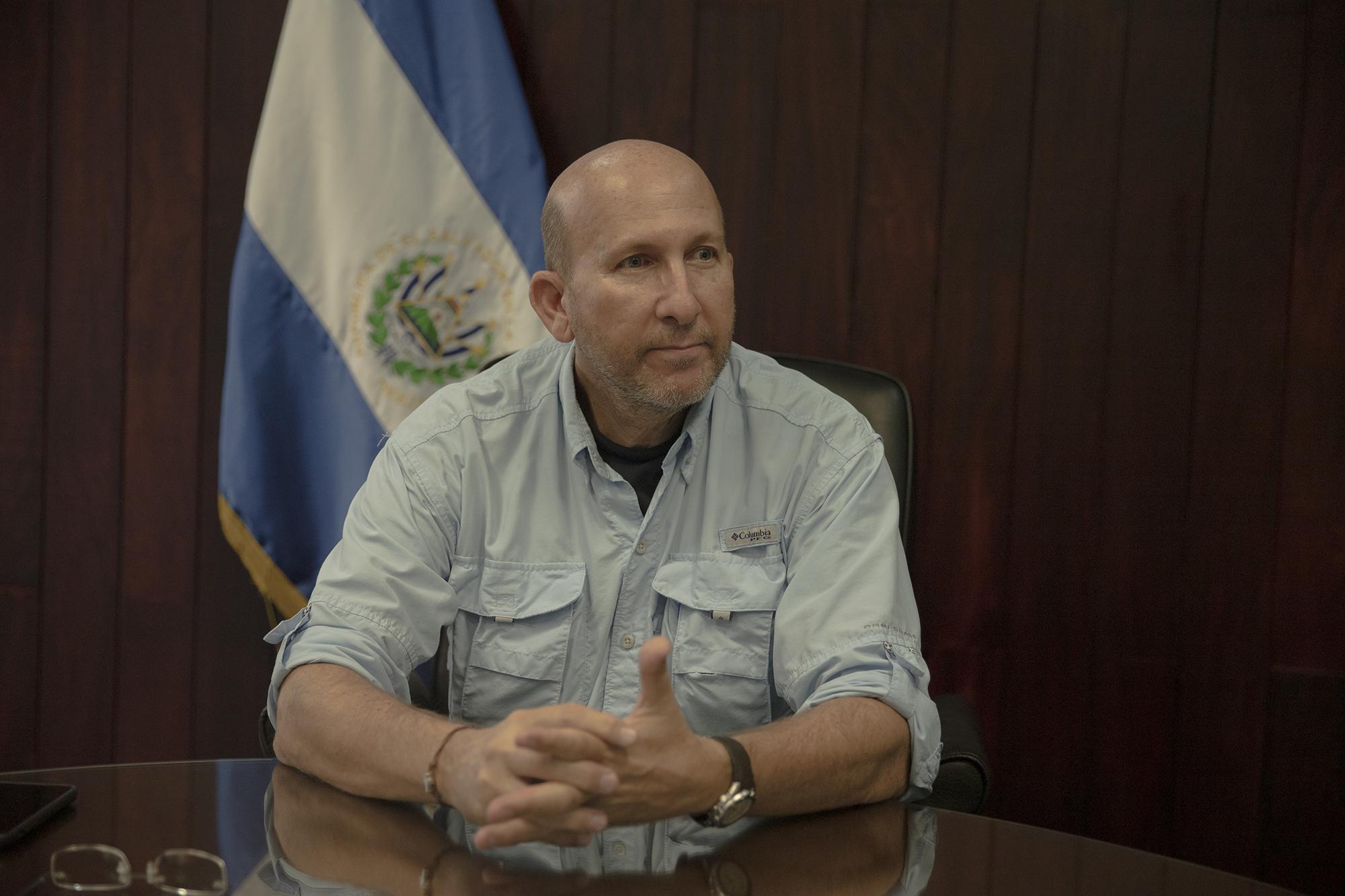El presidente de la ANEP, Javier Simán, durante una entrevista a El Faro el 3 de junio de 2020. 