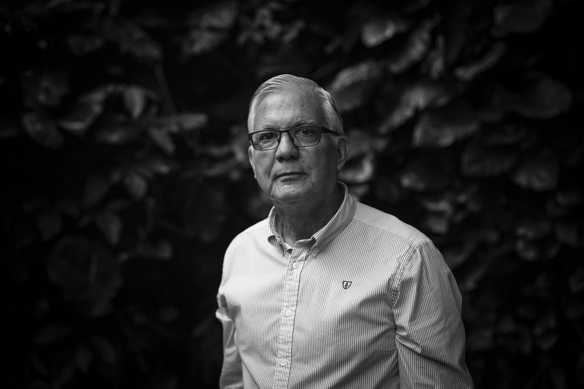Héctor Lindo, a Salvadoran historian currently located in New York, is professor emeritus of history at Fordham University.