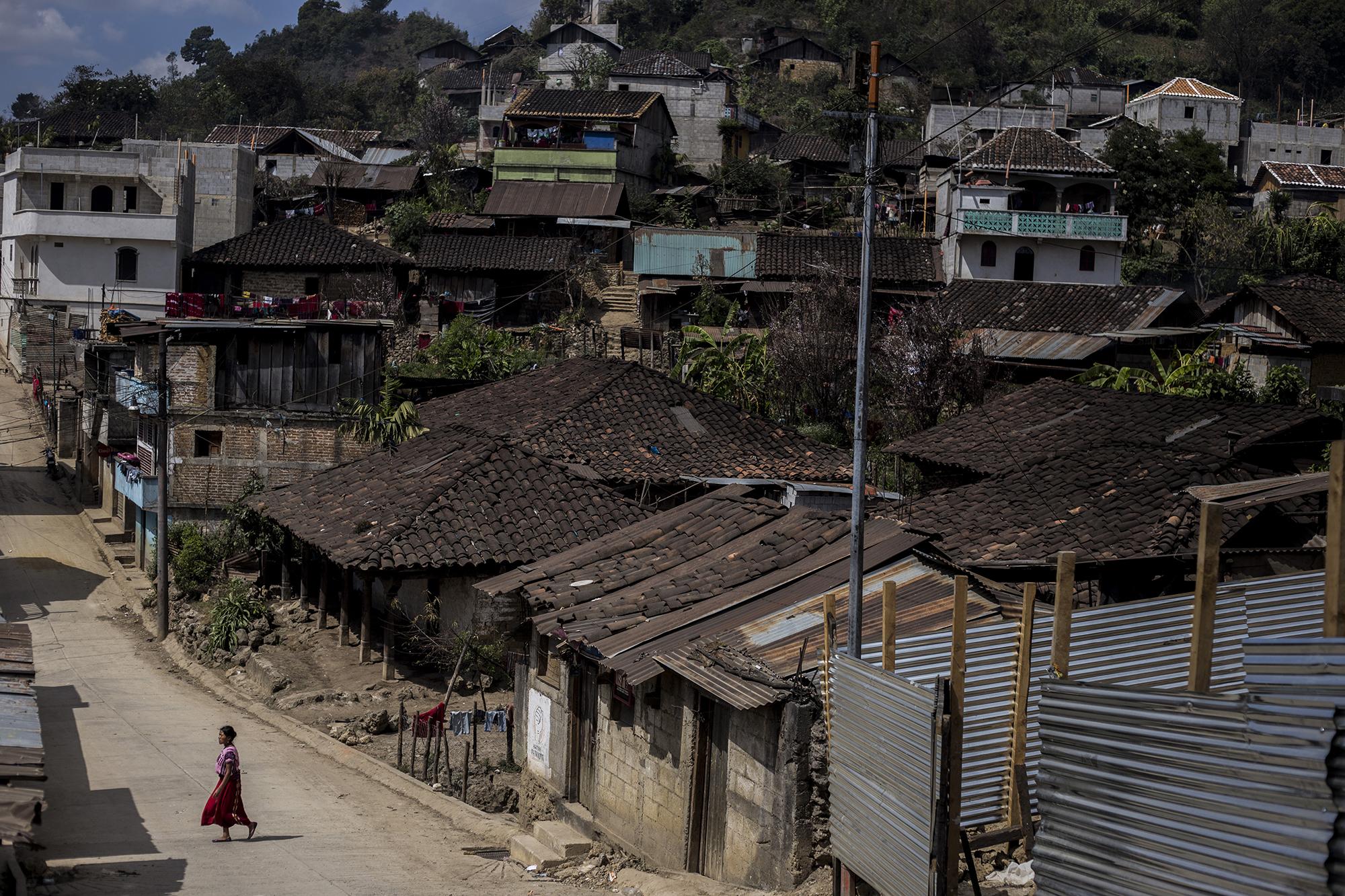 San Gaspar Chajul, a colorful but extremely poor town in the department of El Quiché, is crowded with adobe and clay-tile homes. The town center is in ruins, and residents subsist primarily on farming. During the armed conflict, the Guatemalan Army massacred the people here and in the surrounding villages.