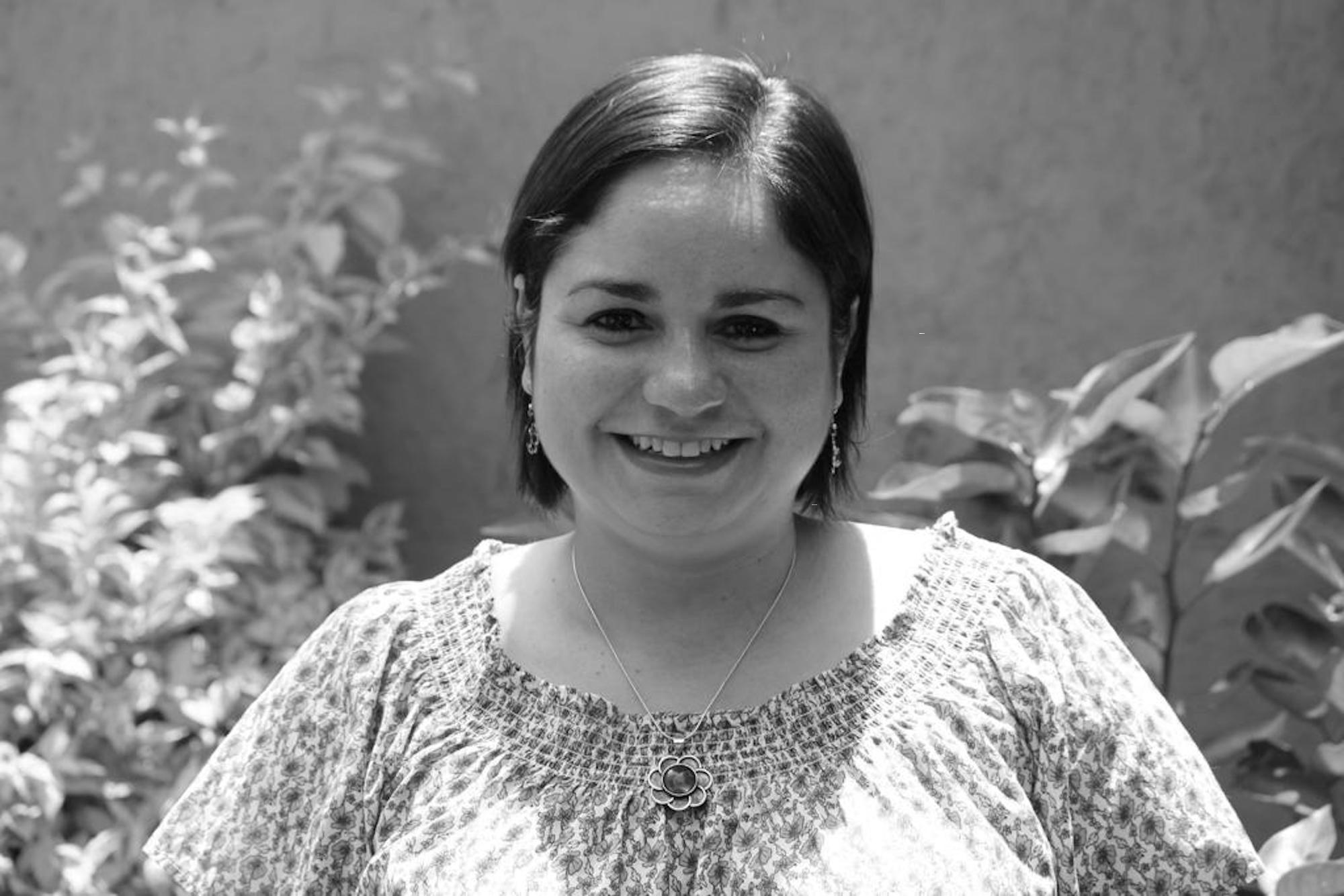 Paula Cuéllar Cuéllar es abogada constitucionalista, graduada de la UCA, con diploma de Postítulo en Derechos Humanos y Procesos de Democratización por la Universidad de Chile. Cuenta con una maestría en Derechos Humanos y Educación para la Paz, por la Universidad de El Salvador y una maestría en Derecho Internacional de los Derechos Humanos por la Universidad de Notre Dame. Es candidata al Doctorado en Historia y Derechos Humanos, con subespecialización en Mujer, Género y Sexualidad, por la Universidad de Minnesota. Su trabajo se ha enfocado en asesoría e investigación en derecho constitucional, justicia transicional, género y situaciones de graves violaciones a derechos humanos.