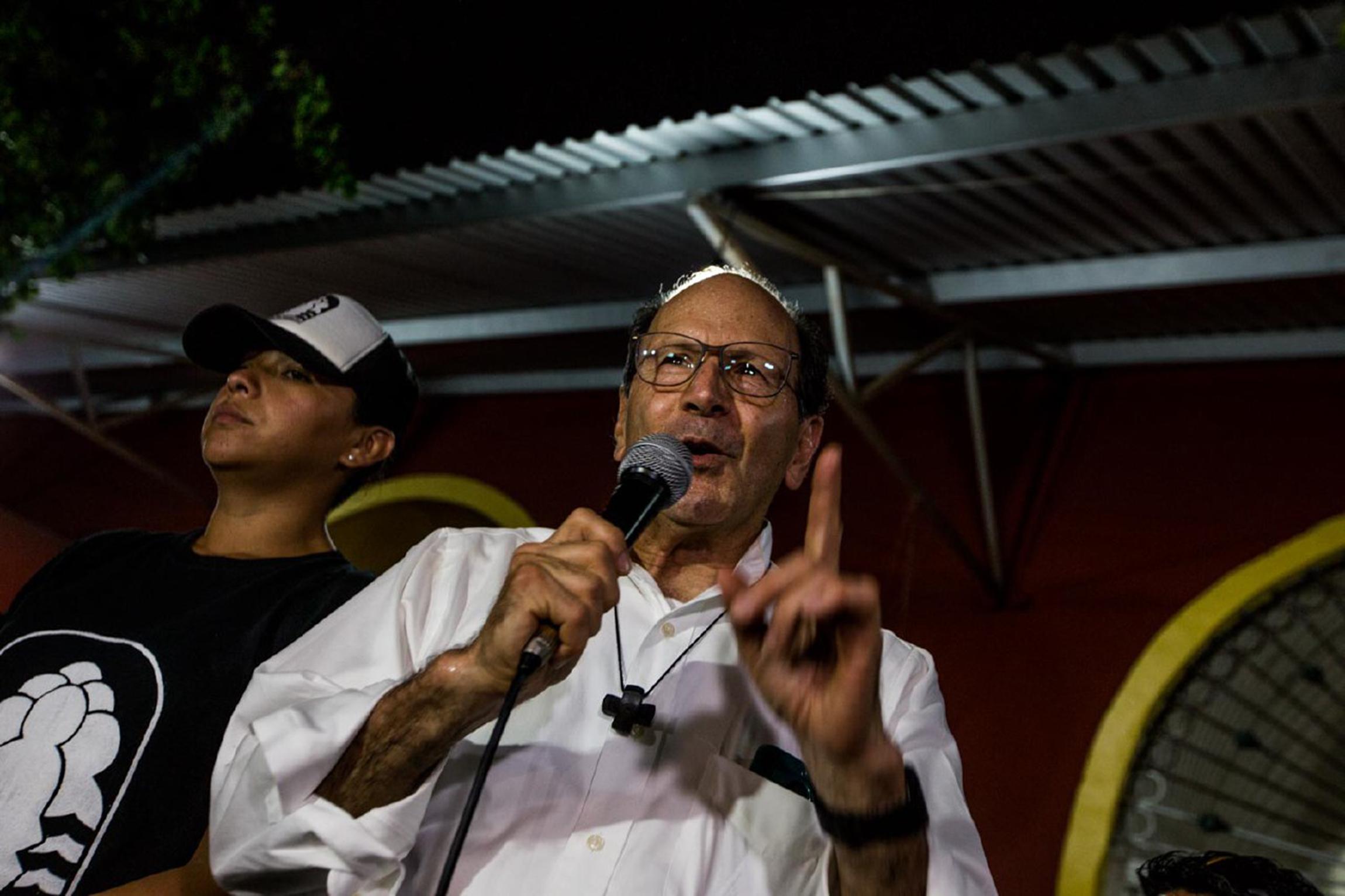 El domingo 28 de octubre, Solalinde le habló a la caravana de migrantes centroamericanos para que se queden en México. El sacerdote es una figura prominente en la construcción del plan de gobierno de la nueva administración que asume el 1 de diciembre. 