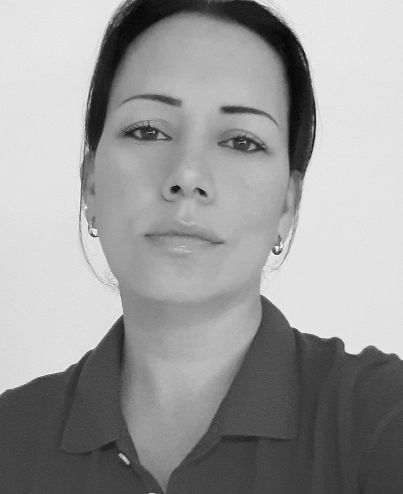 Claudia Lorena Turcios es fundadora de Los Castaños Alternative Education y American Green School, promotora de la educación alternativa en El Salvador y representante de la West River Academy de Estados Unidos.