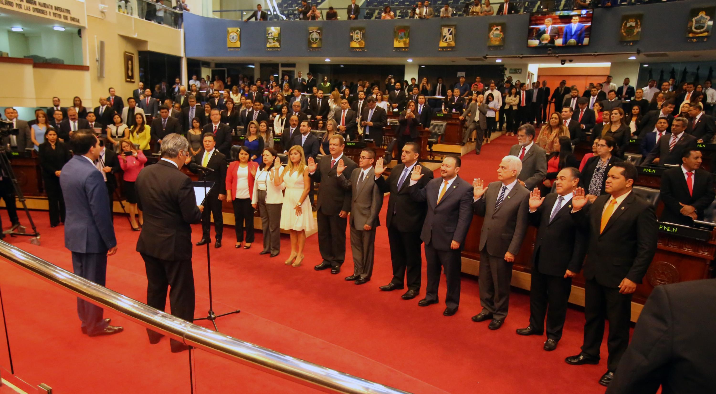 Juramentación de la junta directiva de la Asamblea Legislativa. Salón Azul, 17 de mayo de 2018. 