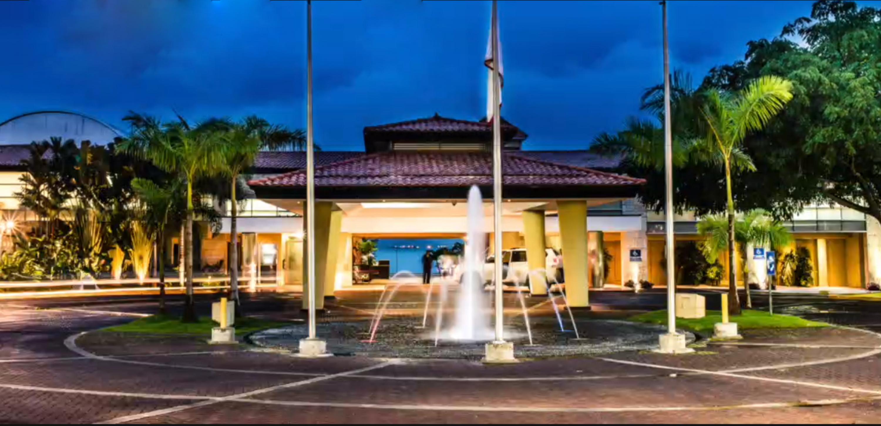 The front entrance to Club Unión. Three out of every four Panamanian presidents were members of the Club at the time of their inauguration. Photo: Club Unión