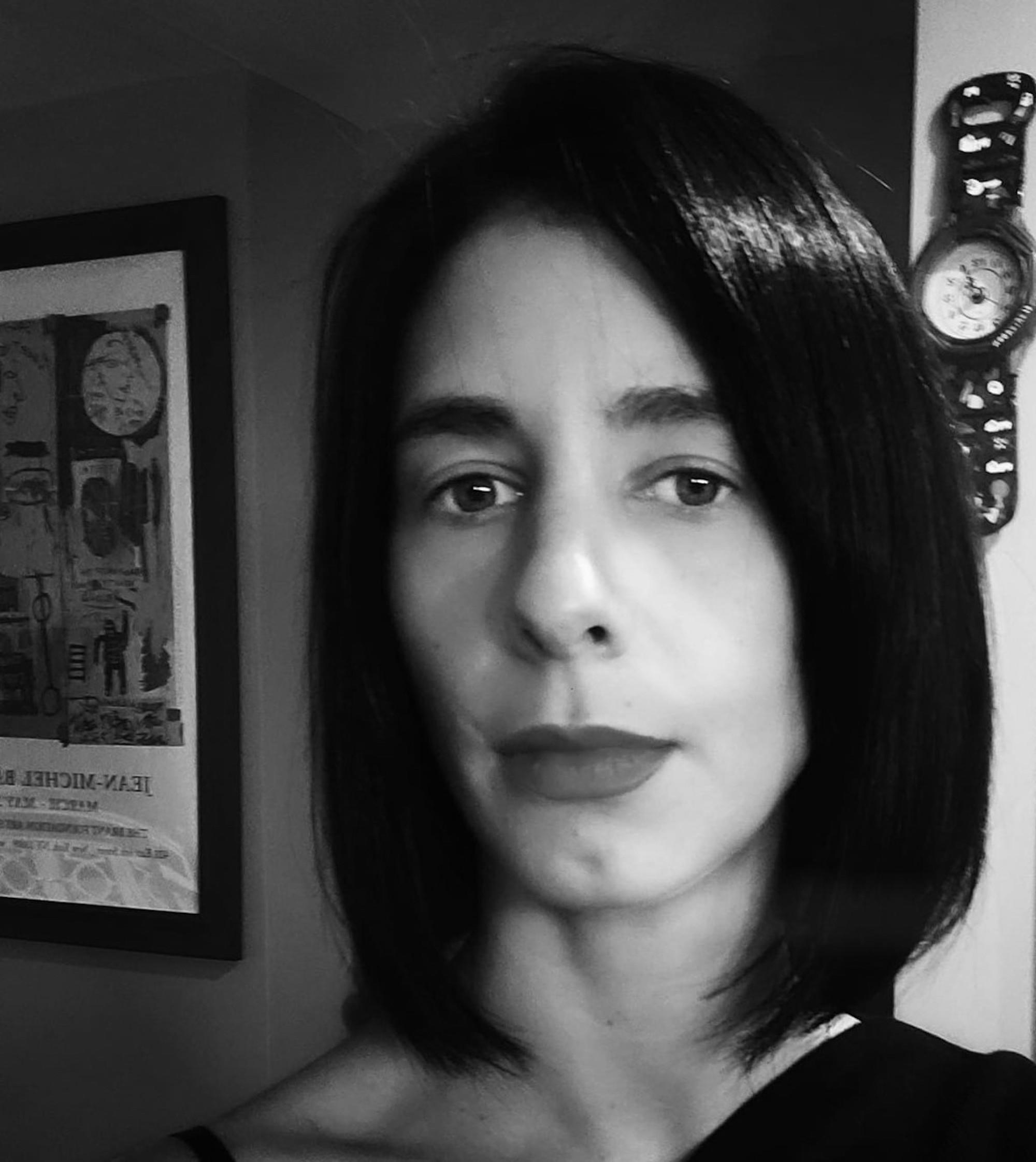 Alex McAnarney es directora de Comunicación del Centro por la Justicia y el Derecho Internacional (CEJIL). Obtuvo una maestría en Estudios Latinoamericanos de la Universidad de Chicago y una licenciatura en periodismo y letras de la Universidad Internacional de la Florida. Su trabajo se encuentra publicado a través de numerosas plataformas. Es salvadoreña-americana, criada en la Ciudad de México y San Salvador. Actualmente radica en Washington, D.C.  