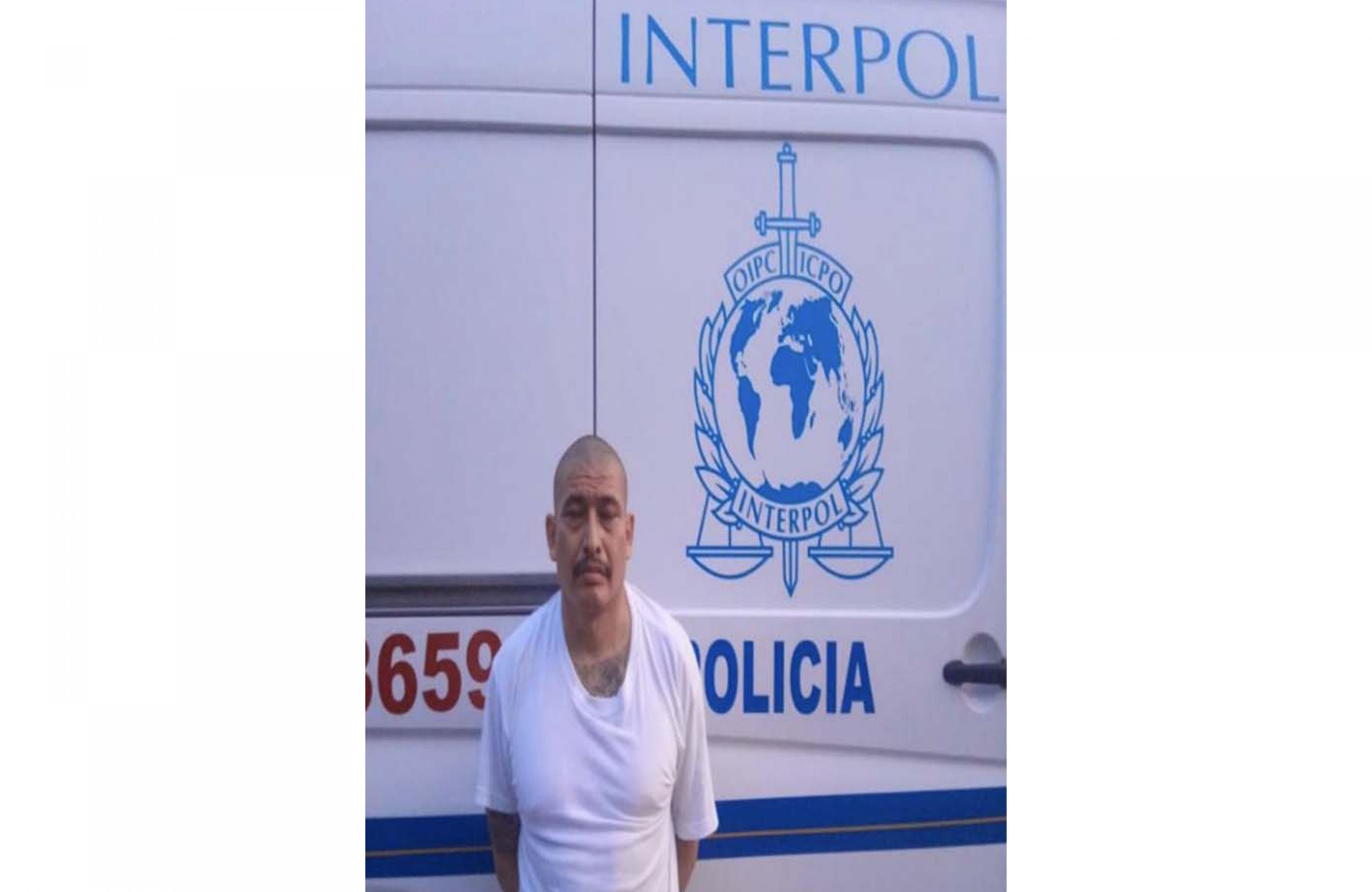 Image of Élmer Canales-Rivera, Crook, on June 3, 2021 at the maximum security prison in Zacatecoluca, El Salvador, when he was notified of his search warrants in the United States.