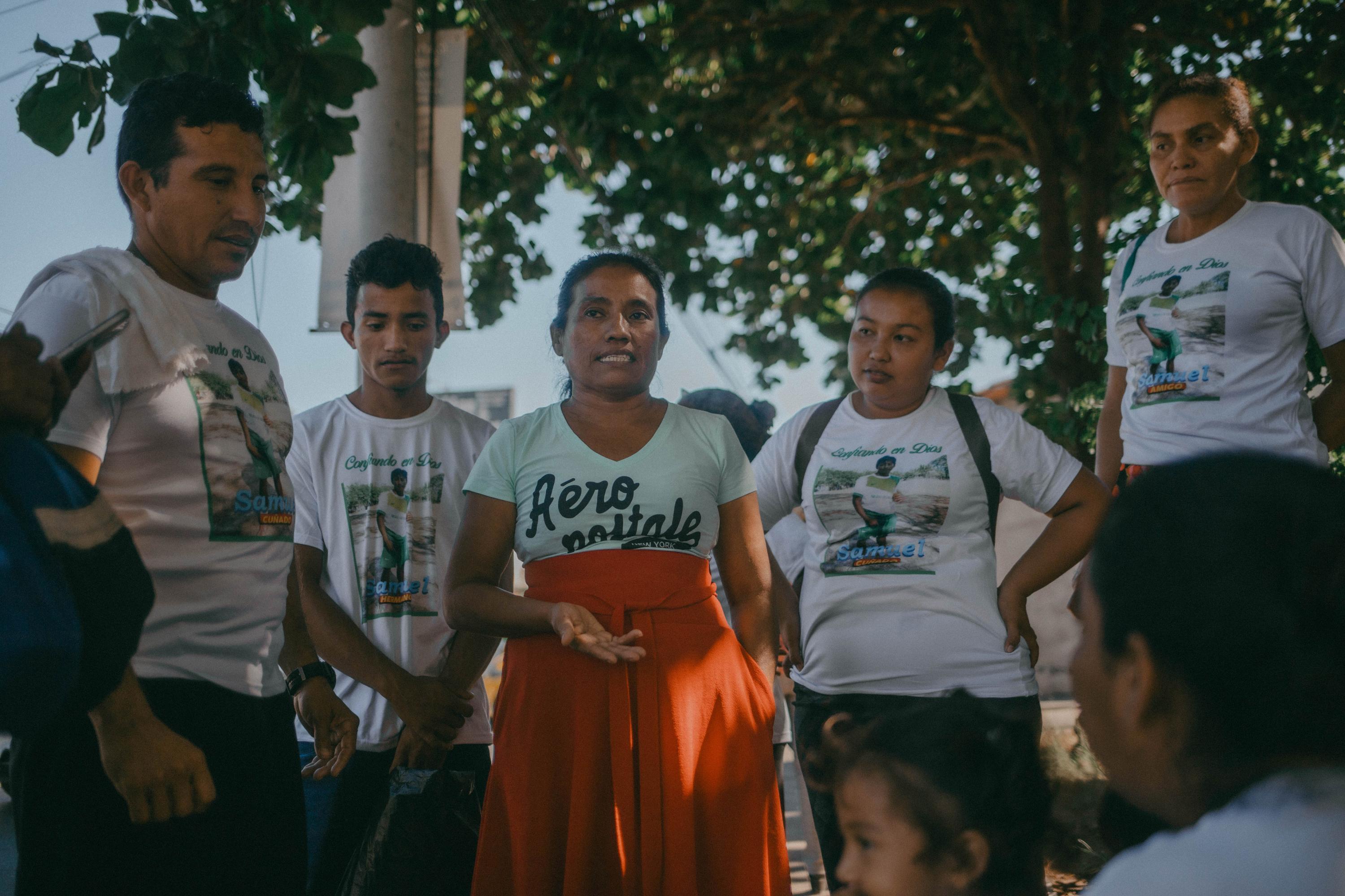 On December 7, 2023, Virginia and her family rallied to the San Miguel courthouse. That day, in juvenile court, Samuel’s defense presented arguments against what they said was an illegal conviction. Virginia left the trial dismayed after the judges neglected to issue a response the same day, and instead said they needed time to analyze the arguments. Five days later, the court issued Samuel’s letter of release.