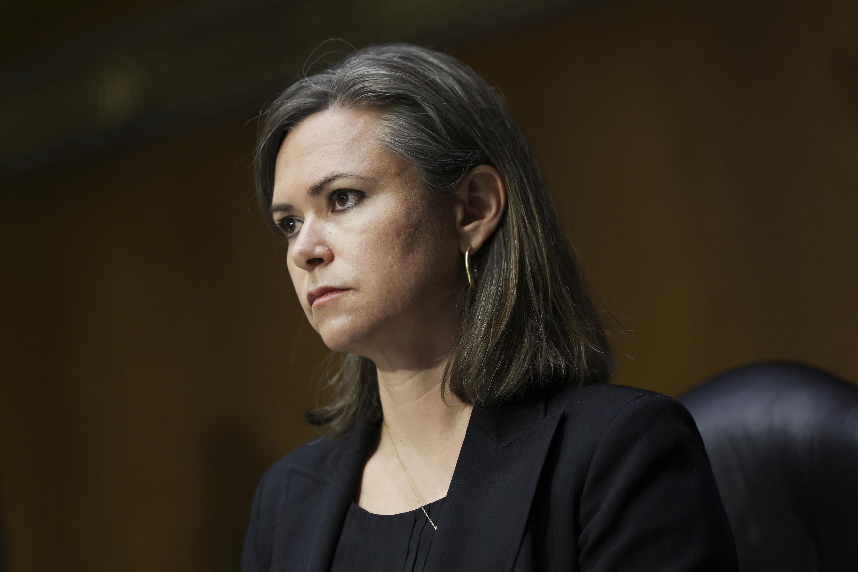 Emily Mendrala, subsecretaria adjunta de la Oficina de Asuntos del Hemisferio Occidental, del Departamento de Estado de EE.UU., testifica durante una audiencia del Comité Senatorial de Seguridad Nacional el 5 de mayo de 2022 en el edificio del Senado en Washington D.C. Foto de El Faro: Kevin Dietsch/AFP.