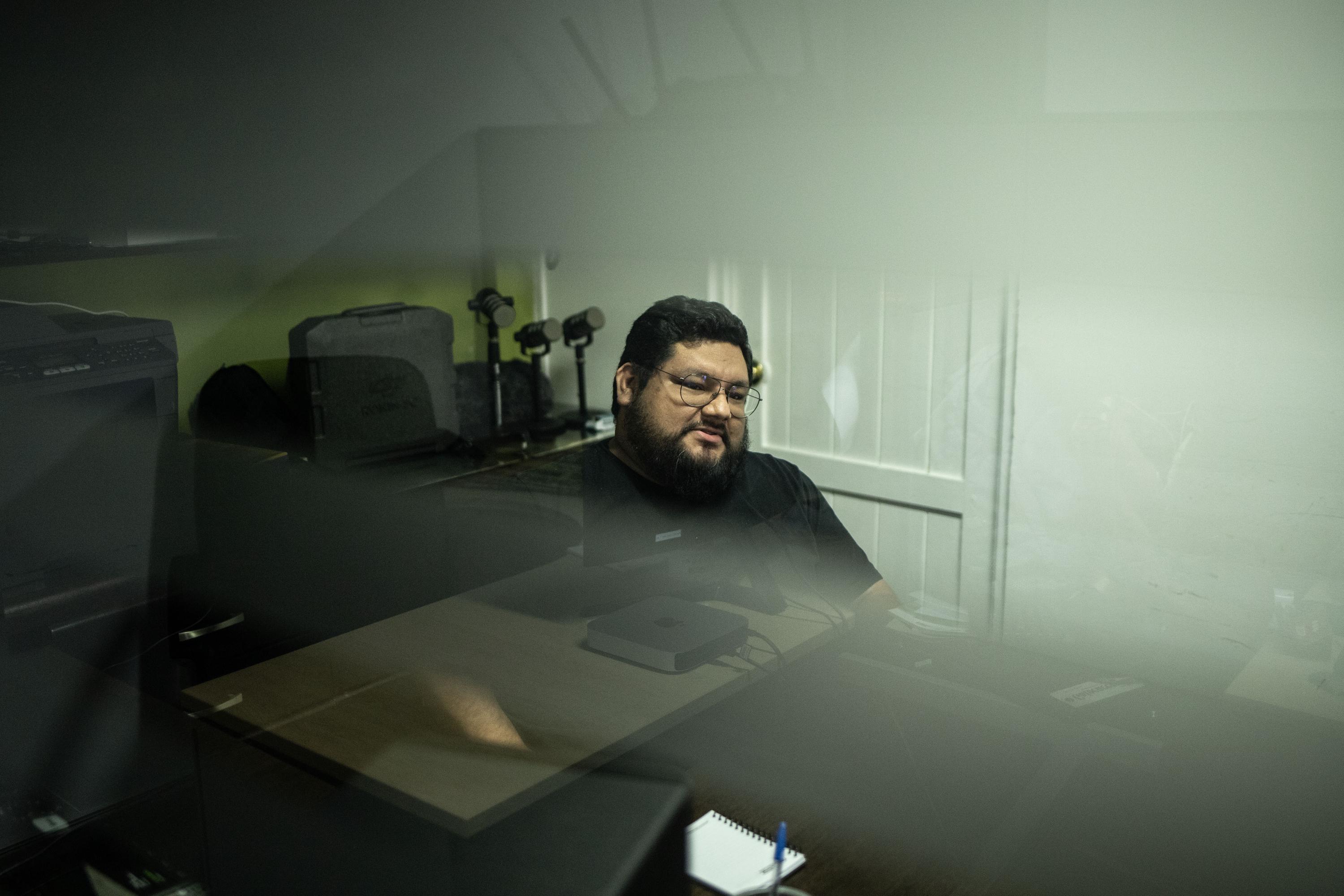 Ezequiel Barrera, founding director of Gato Encerrado, in the building where the magazine’s newsroom had operated since 2021. The move from the premises took place on Feb. 26, 2025, after USAID funding was cut. Photo Carlos Barrera