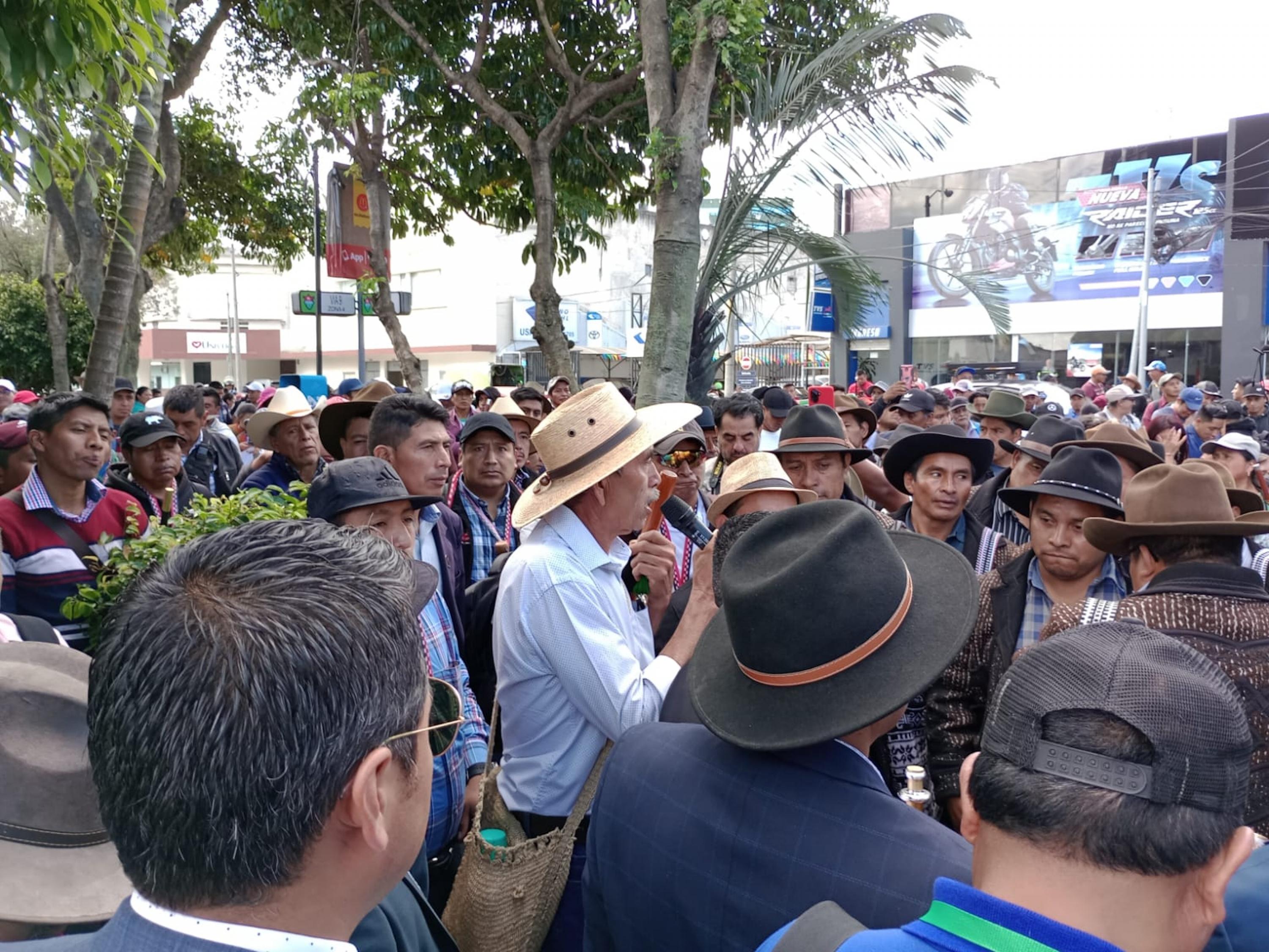 Members of the Xinka Parliament arrived in Guatemala City on Sep. 18, 2023 amid sustained judicial interference in the electoral process. “We #IndigenousPeoples organize against the attempted #CoupdEtat and demand the resignation of #ConsueloPorras, #RafaelCurruchiche, #CintiaMonterroso, and #FredyOrellana,” wrote the Parliament on X.