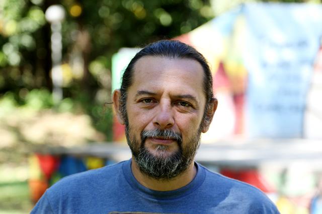 Otoniel Guevara, Periodista y poeta salvadoreño.