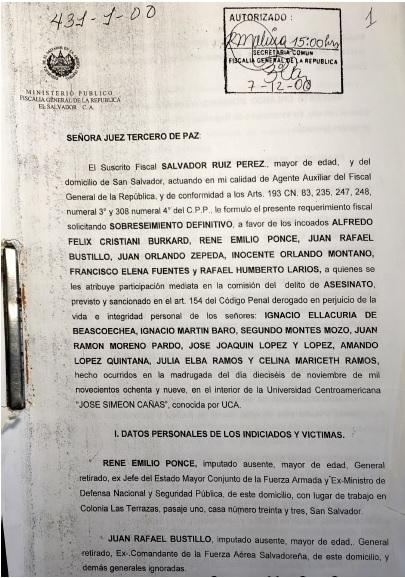 Documento presentado por la Fiscalía General de la República en el año 2000 ante un juzgado capitalino en el que pedía el sobreseimiento definitivo para el expresidente Alfredo Cristiani y otros oficiales del Alto Mando del Ejército. 