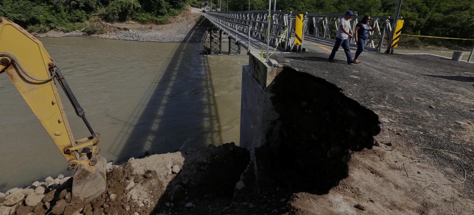 Fotografía de El Faro/ Victor Peña. Tomada el 29 de agosto de 2020 en el puente María Chichilco. 