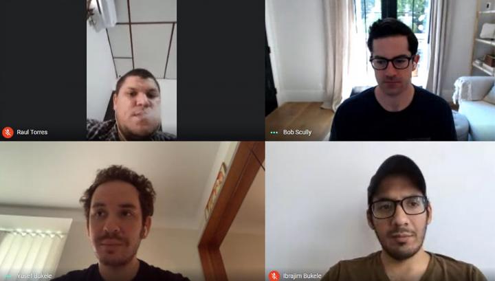 Yusef e Ibrajim Bukele (below, from left to right) in meetings with cryptocurrency businesspeople. Photo: El Faro.