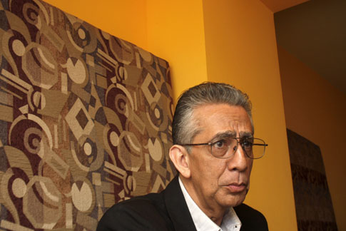 De las fotos publicitarias que hizo, cree que una para La Constancia fue la más pegadora. Hasta tuvieron que retirar una valla debido a las distracciones que causaba entre los conductores. Foto: Frederick Meza