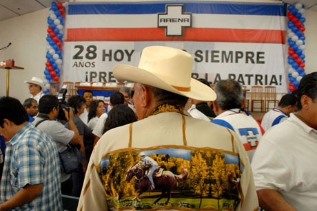 José Membreño, militante arenero de Morazán, durante la convención de su partido el 11 de octubre. Foto Archivo