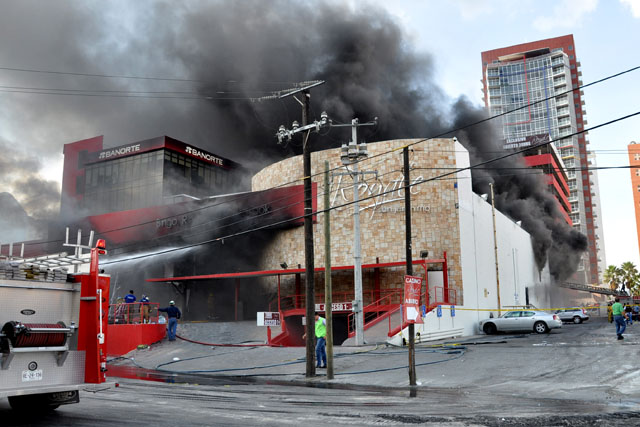 Incendio provocó 53 muertos en Monterrey.