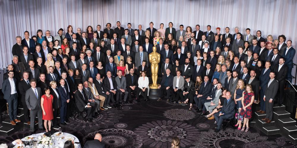 Foto de conjunto de los 121 nominados a las 24 categorías del Oscar 2016 tomada en el tradicional almuerzo en su honor que se llevó a cabo el 8 de febrero en el Beverly Hilton. / Imagen por cortesía para la prensa de sitiol oficial oscar.go.com