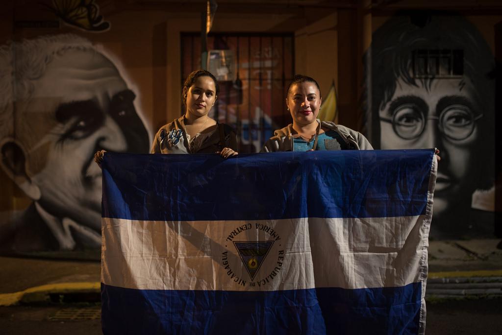 “La Xavi” y María son estudiantes. Apoyaron los tranques de Jinotepe y lograron huir cuando Ortega desató la llamada “Operación Limpieza” contra ese municipio. Foto: Carlos Herrera / Confidencial 