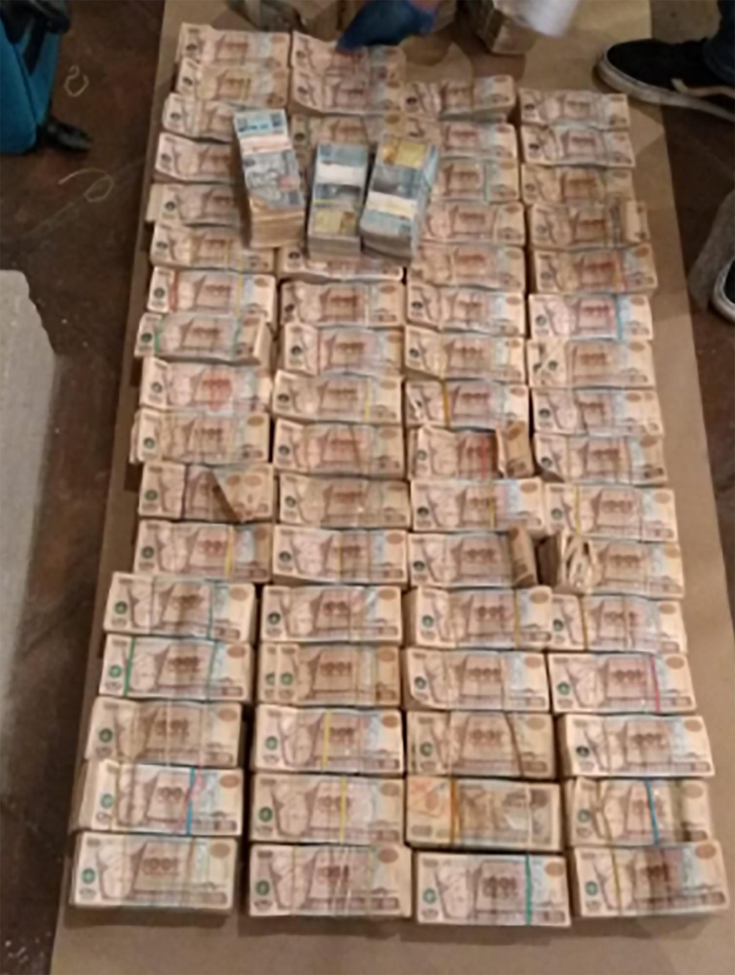 Roughly $16 million dollars was found in a home linked to José Benito, former Minister of Communications, Infrastructure and Housing under former President Jimmy Morales. Photo from the Guatemalan Attorney General