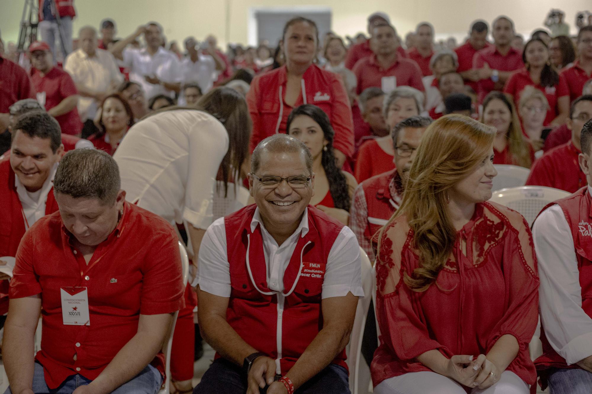 El nuevo secretario general del FMLN, Óscar Ortiz, durante la Convención Nacional realizada este domingo 7 de julio, en donde asumió como líder máximo del FMLN Foto de El Faro: Fred Ramos  