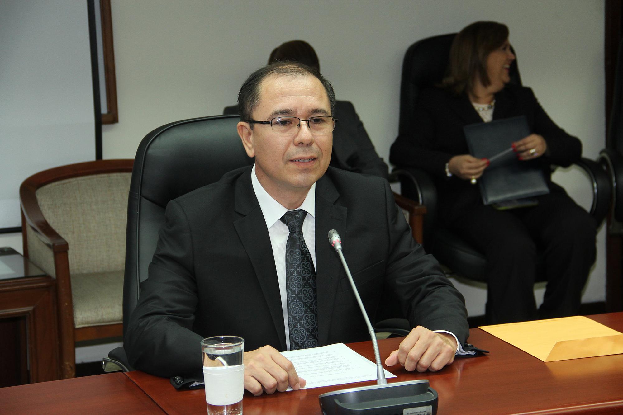 Magistrado Martín Rogel Zepeda. Foto cortesía Asamblea Legislativa. 