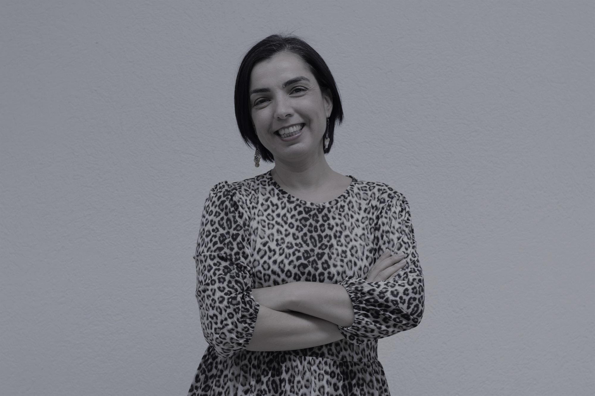 Carolina Rovira es economista y Doctora en Ciencias de la Educación. Decana de la Facultad de Economía y Negocios de ESEN y Coordinadora Acádemica de FES