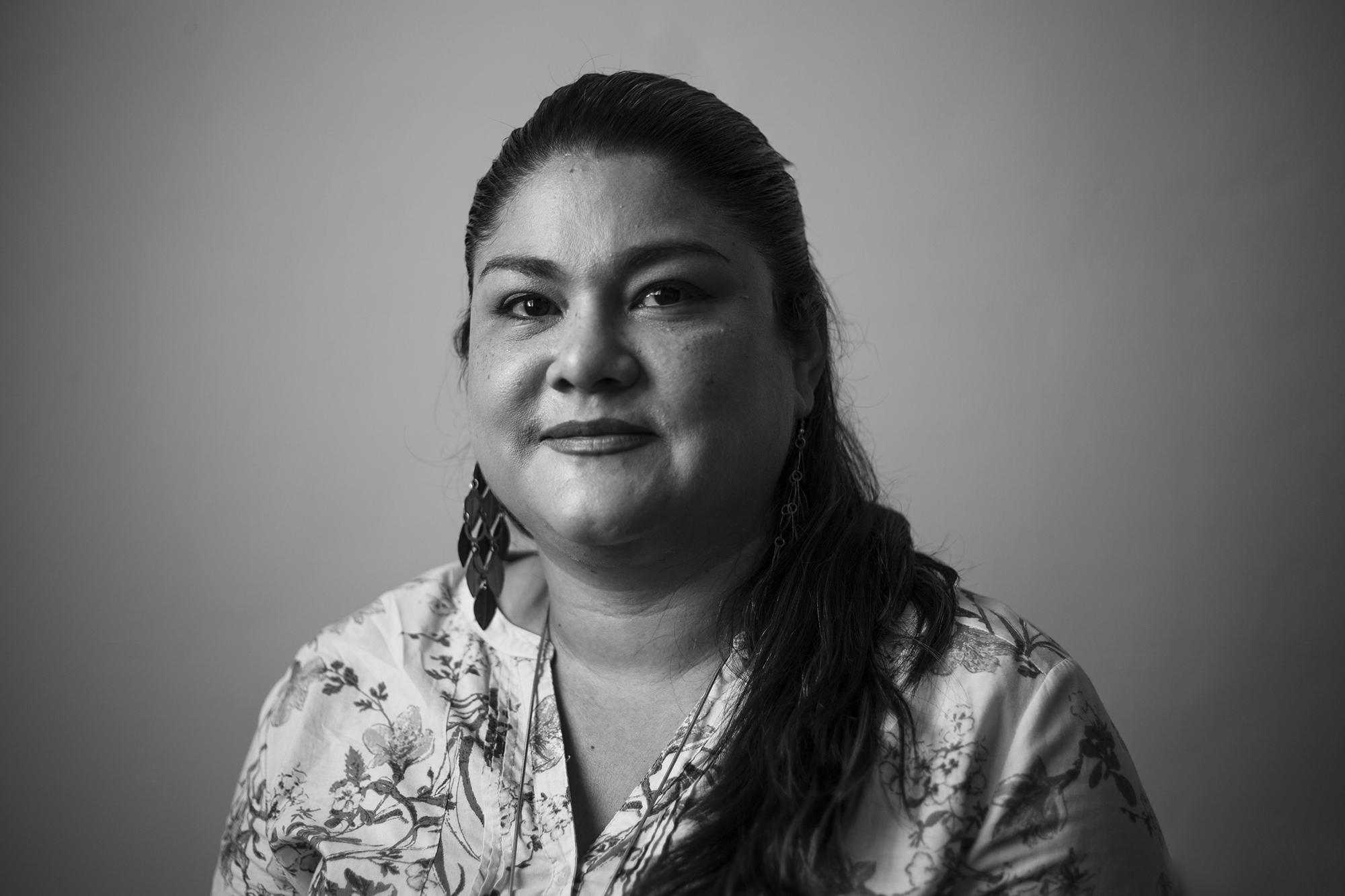 Erika Gómez es bióloga ambientalista licenciada por la Universidad de El Salvador, con experiencia en desarrollo comunitario y miembro del Comité Antiguo Cuscatlán Verde. 