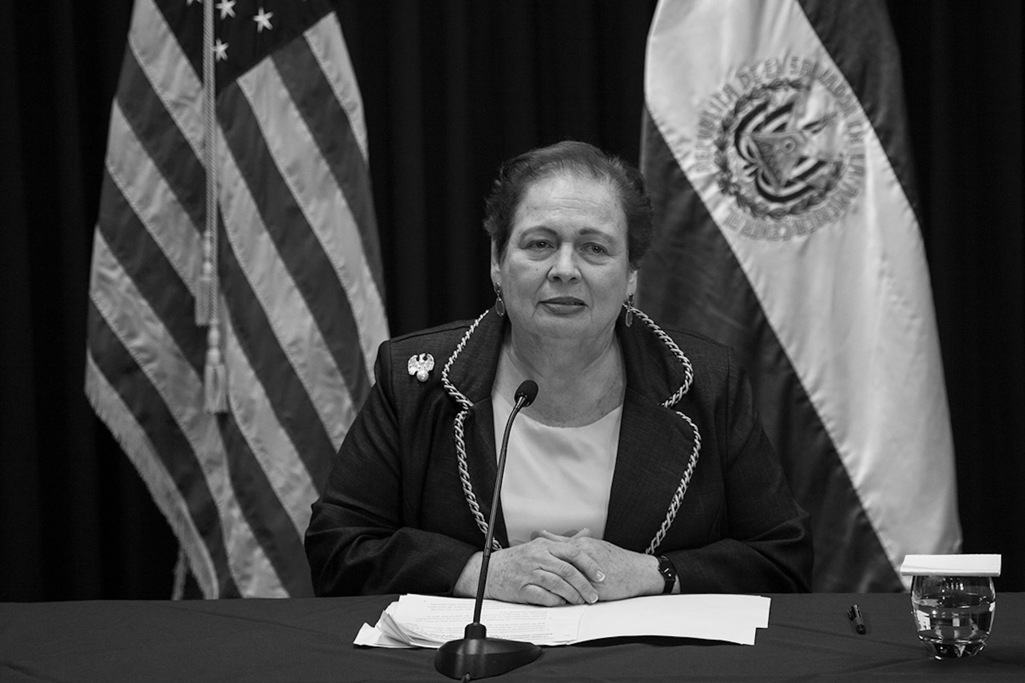 Mari Carmen Aponte fue embajadora de Estados Unidos en El Salvador y ocupó el puesto de secretaria de Estado Adjunta para el Hemisferio Occidental en funciones durante la presidencia de Barack Obama. Foto El Faro: Víctor Peña