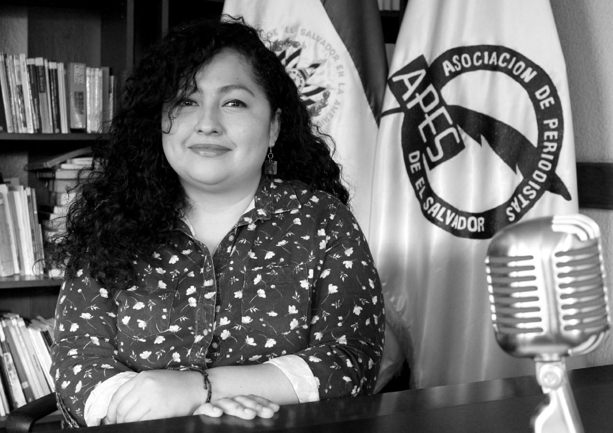 Angélica Cárcamo es periodista. Actualmente es coordinadora de formación e investigación para la red de radios comunitarias de ARPAS, y es consultora en comunicación y género, libertad de expresión, transparencia y gestión estratégica para radios. Presidenta de la Asociación de Periodistas de El Salvador (APES) desde 2019.