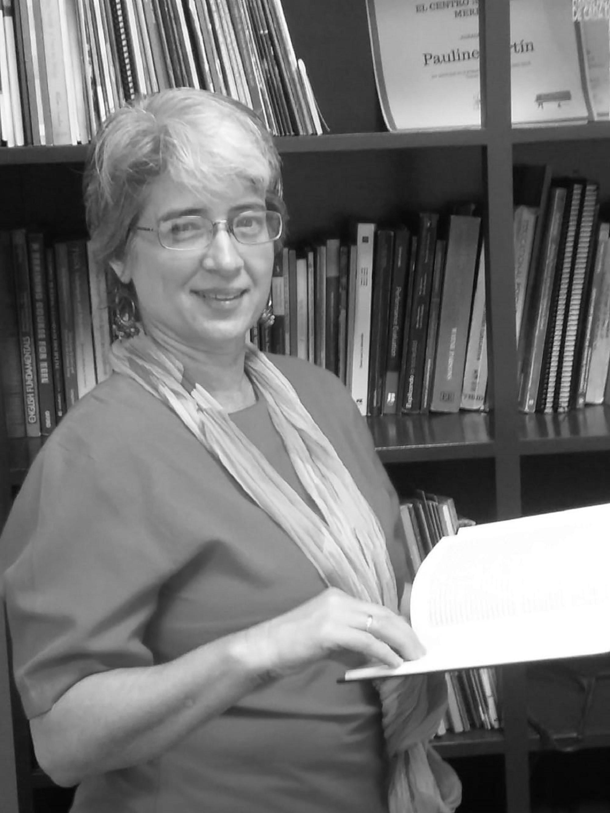 Pauline Martin es directora de la Maestría en Política y Evaluación Educativa de la Universidad Centroamericana José Simeón Cañas.
