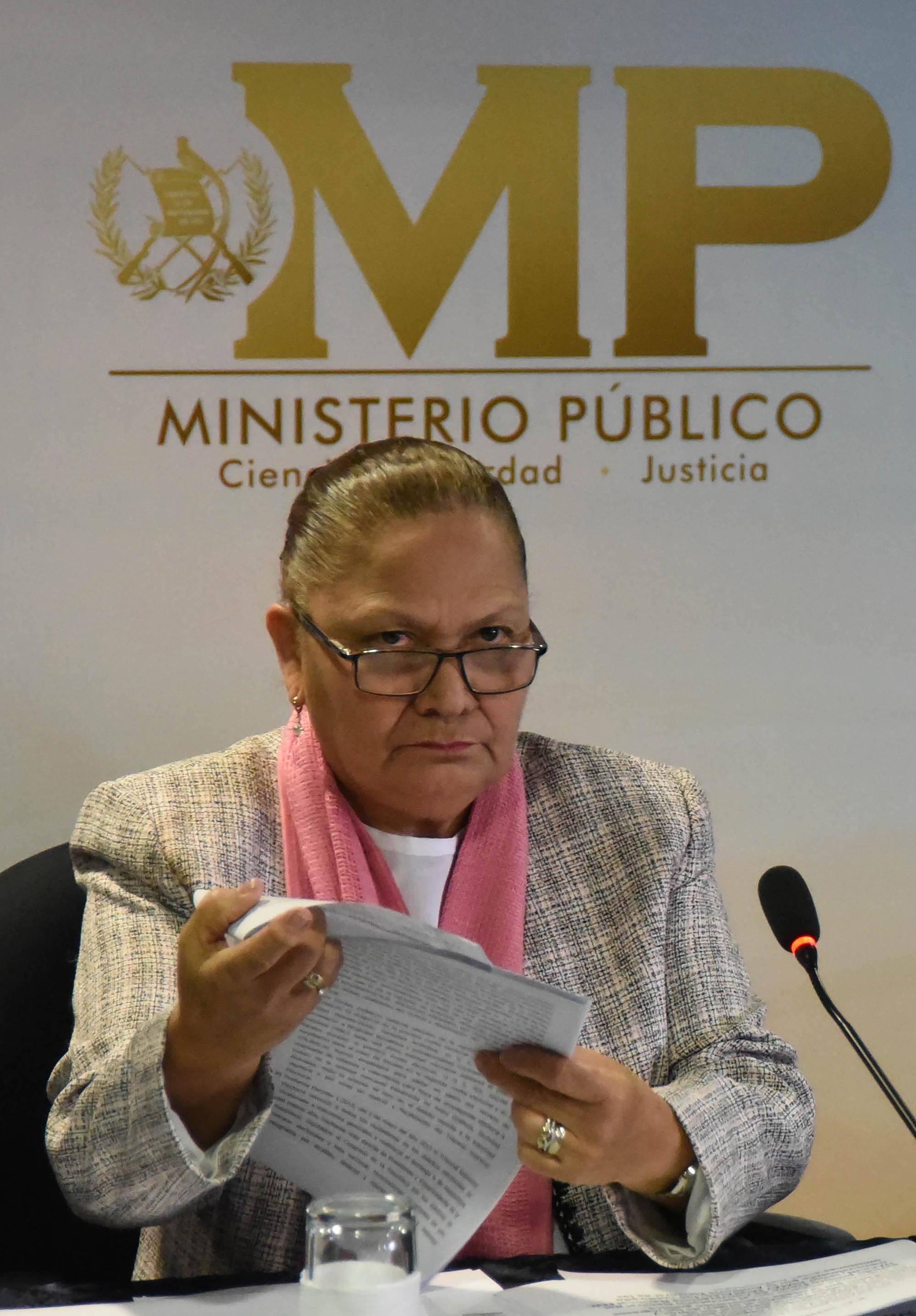 Guatemalan Attorney General Consuelo Porras speaks during a press conference with the head of the International Commission Against Impunity in Guatemala (CICIG), Colombian Ivan Velasquez (out of frame), in Guatemala City on August 10, 2018. - The prosecutor
