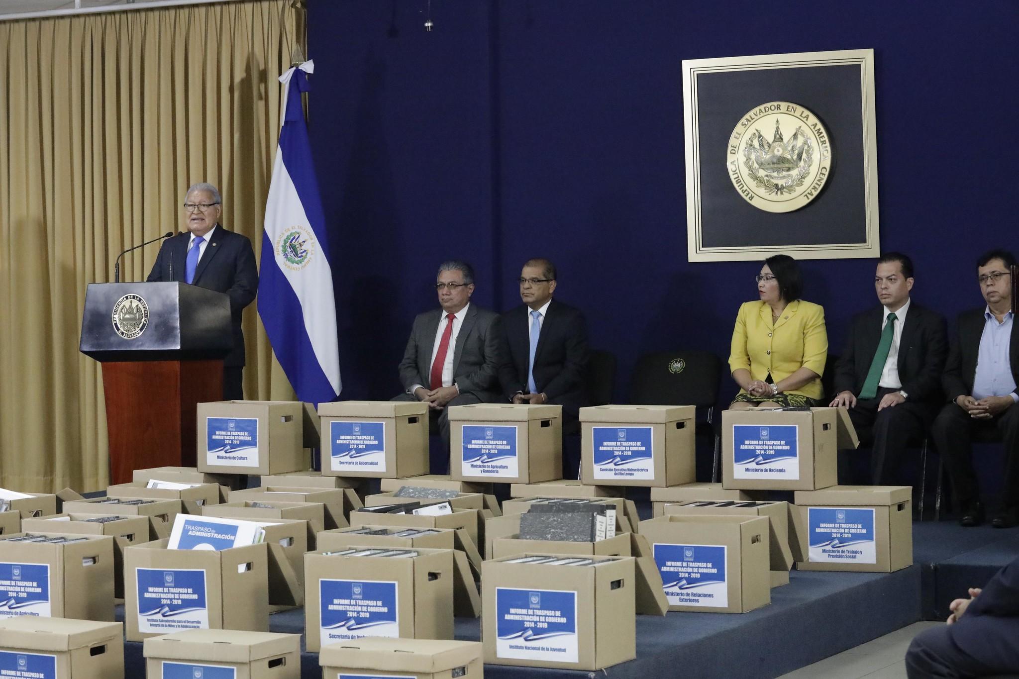 El 27 de mayo de 2019 se llevó a cabo un acto de entrega de 38 cajas de documentos. Desde el 15 de febrero se había pactado ese acto simbólico, en el que se excluyó plasmar un compromiso de la administración del presidente Sánchez Cerén de permitir auditorías a los gastos secretos.