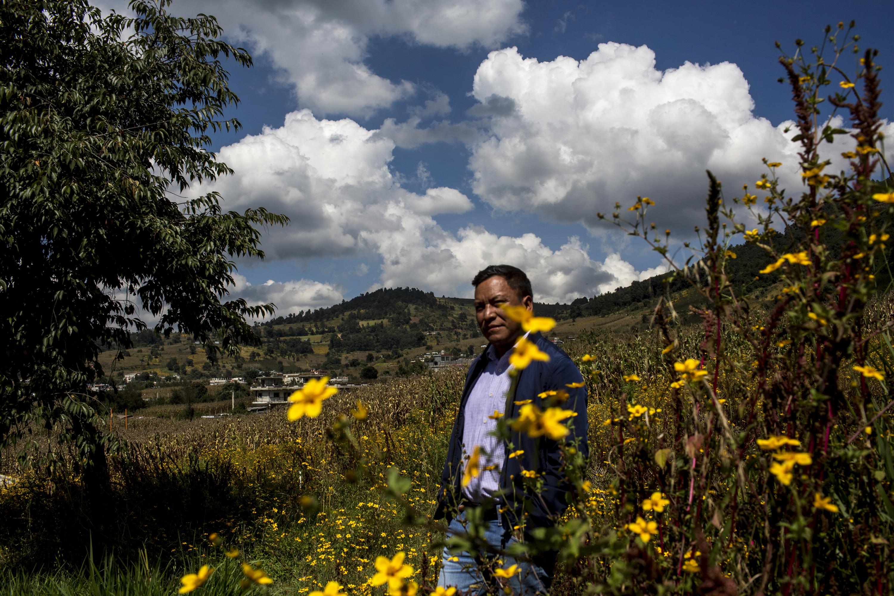 Toc walks through his property in the aldea of Paxtocá, Totonicapán on Saturday, October 23. Photo: Simone Dalmasso/El Faro