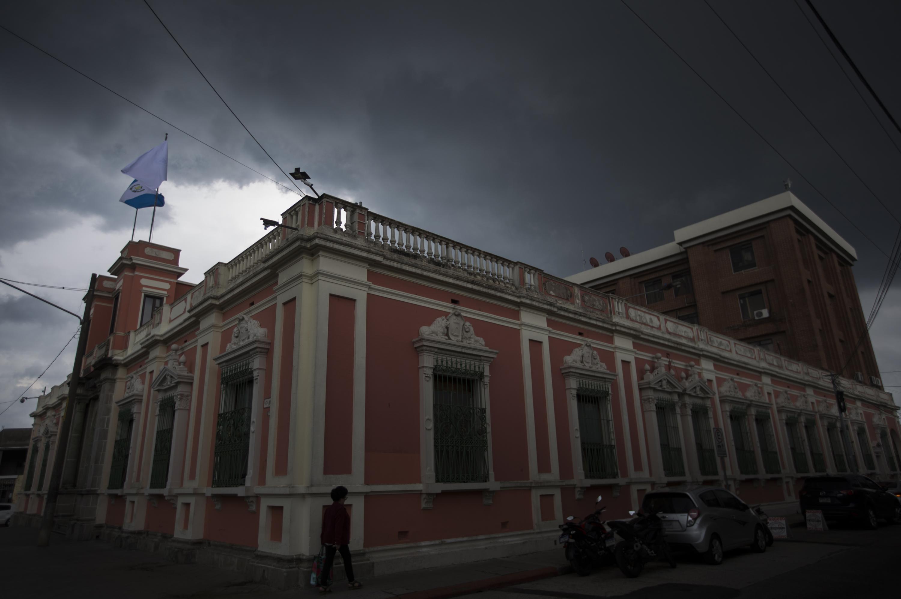 Edificio del Tribunal Supremo Electoral de Guatemala, en la Zona 2 de la capital. Foto de El Faro: Víctor Peña. 