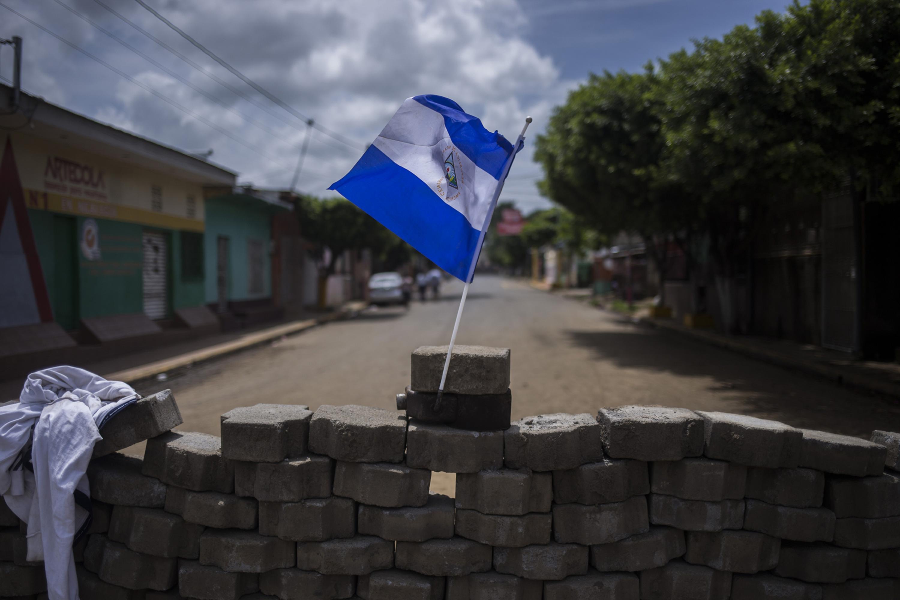 In the city of Masaya, some 30 kilometers from Managua, each neighborhood seized control of its streets in the first weeks of the 2018 uprising, erecting barricades to prevent the police and riot squads from entering. Photo Víctor Peña
