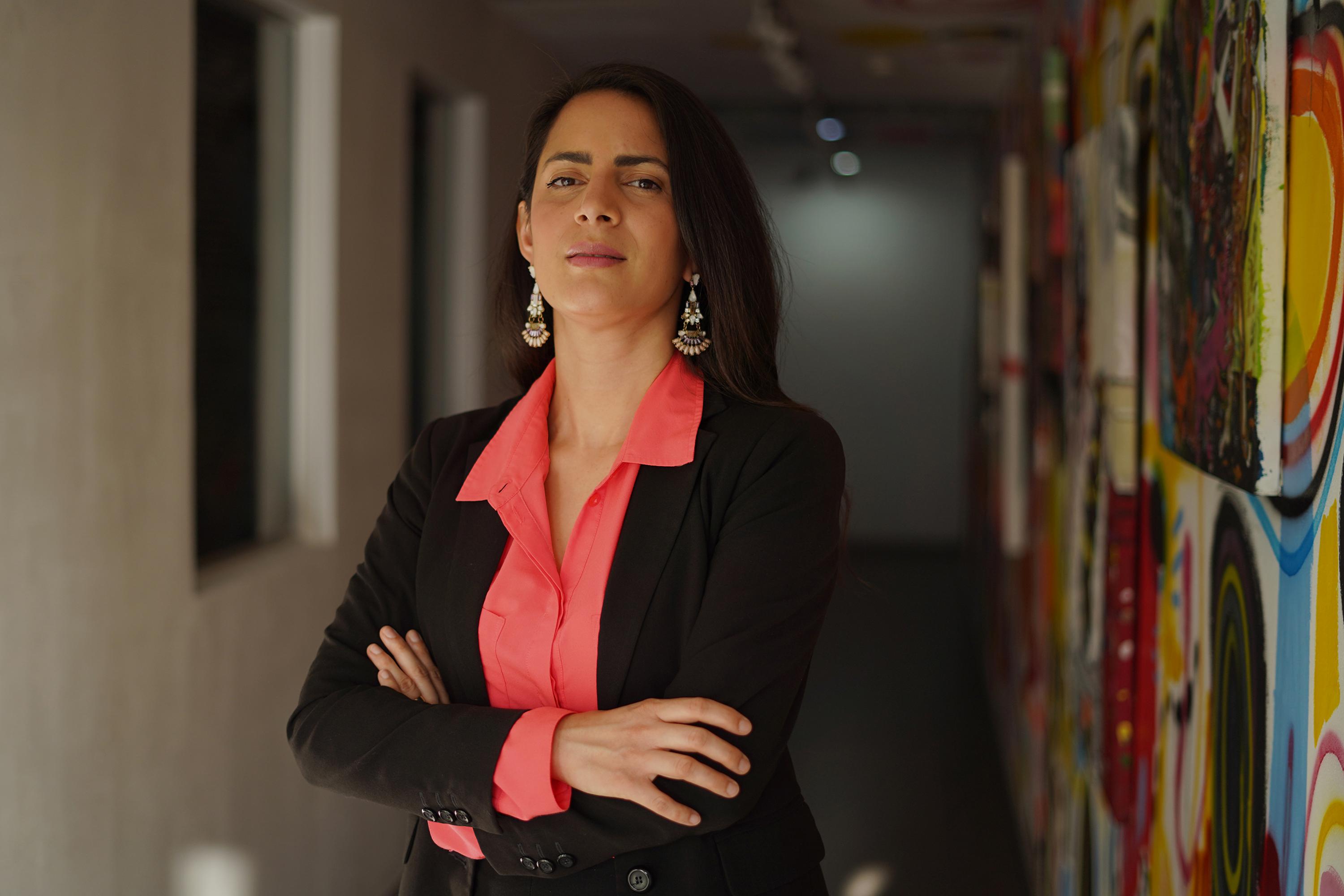 Claudia Ortiz, lone legislator for the Salvadoran political party Vamos, in an interview with El Faro in September 2022. Photo Víctor Peña