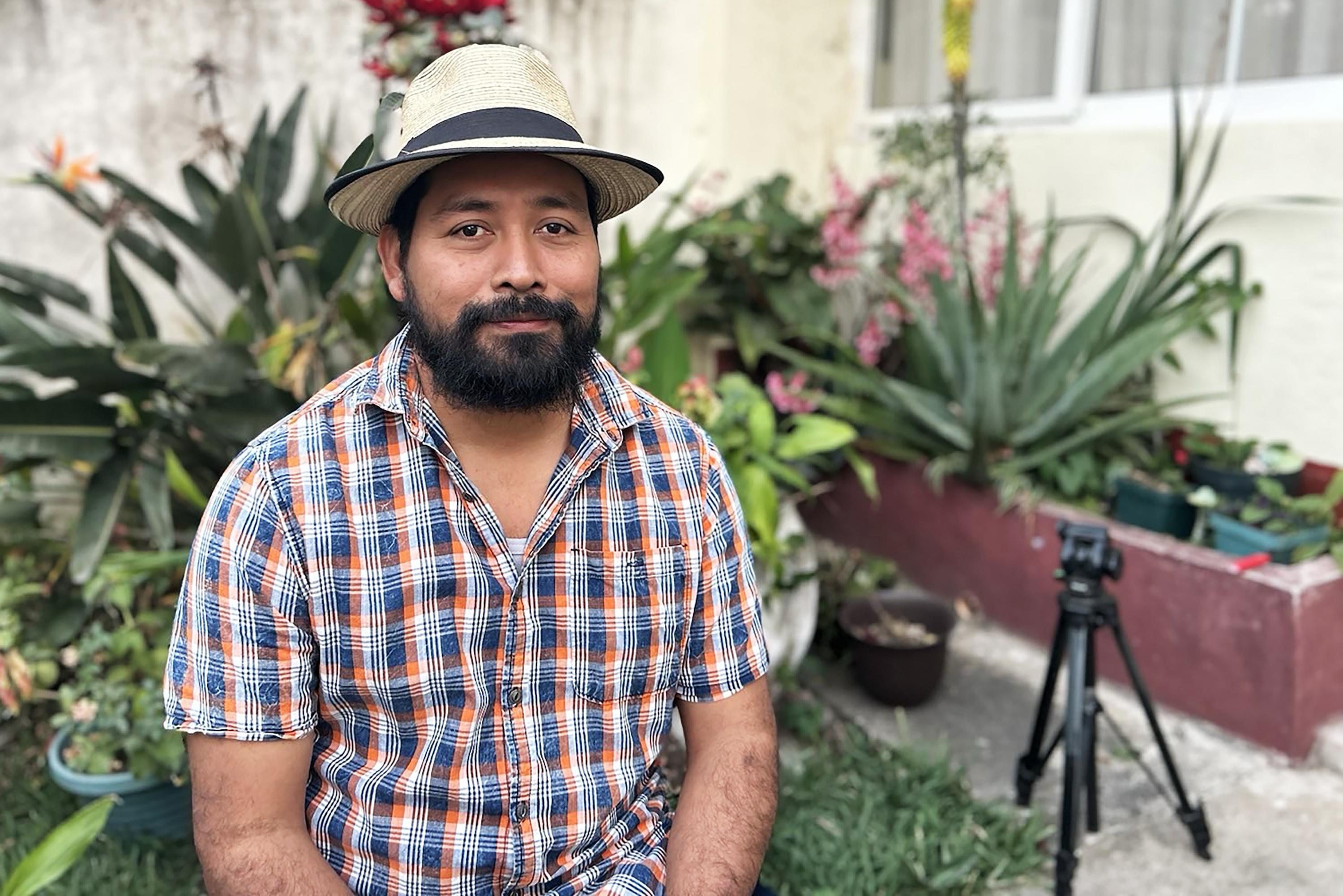 Carlos Choc, periodista comunitario maya q