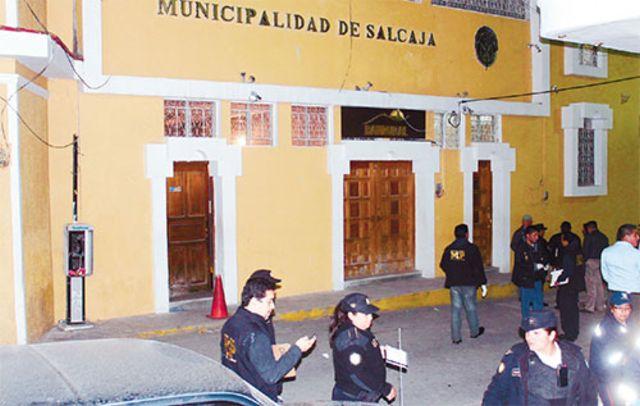 Los agentes de la PNC guatemalteca se encontraban de servicio en la subestación de Salcajá, en el departamento de Quezaltenango, contigua a la alcaldía del municipio. Foto elPeriódico.