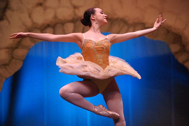 Lucía Figueroa en la presentación del ballet El Quijote en el Teatro Presidente en en agosto de 2013. Foto Fred Ramos