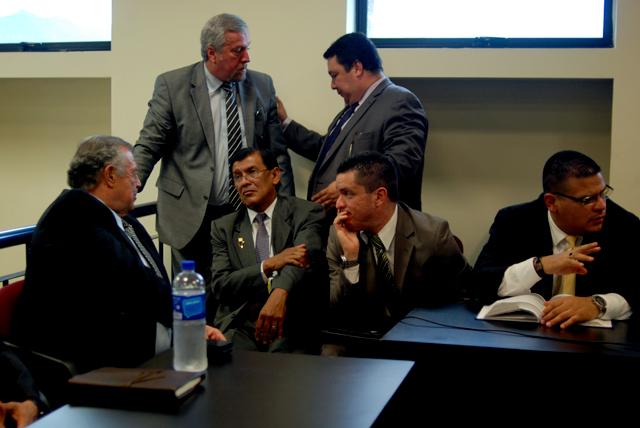 Abogados del caso Cel_Enel durante una audiencia en noviembre de 2013. Foto Archivo El Faro.