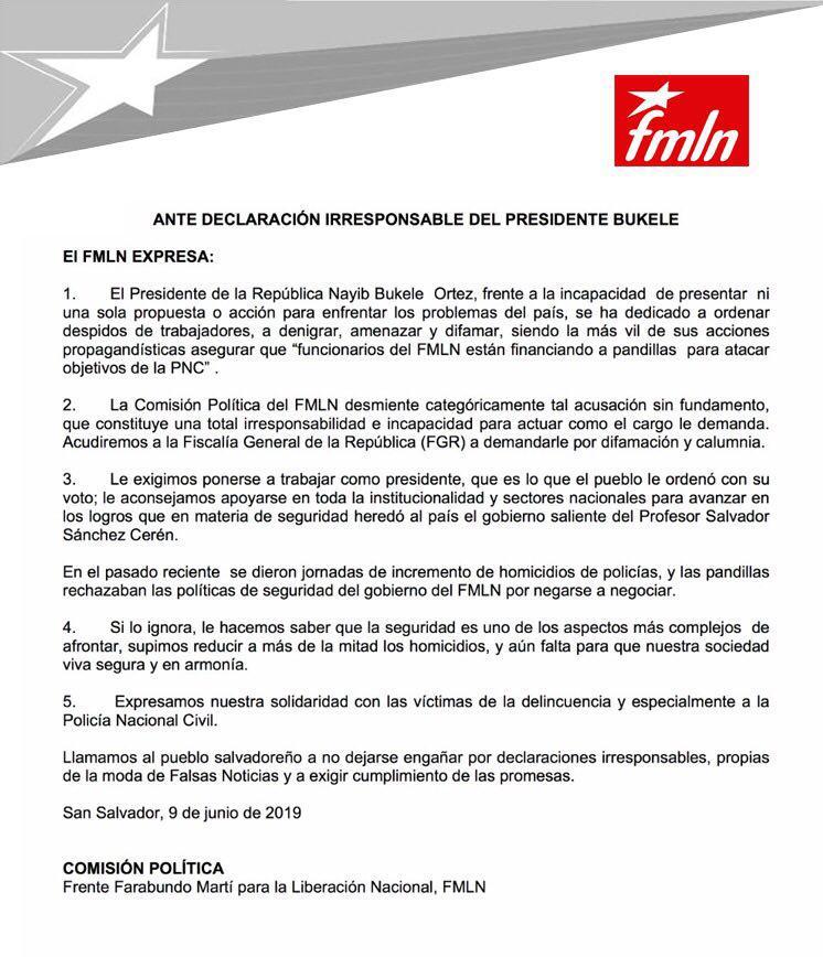 El FMLNl desmintió la acusación y, a través de un comunicado, dijo que acudirá a la @FGR_SV  a denunciar al presidente por difamación y calumnia.