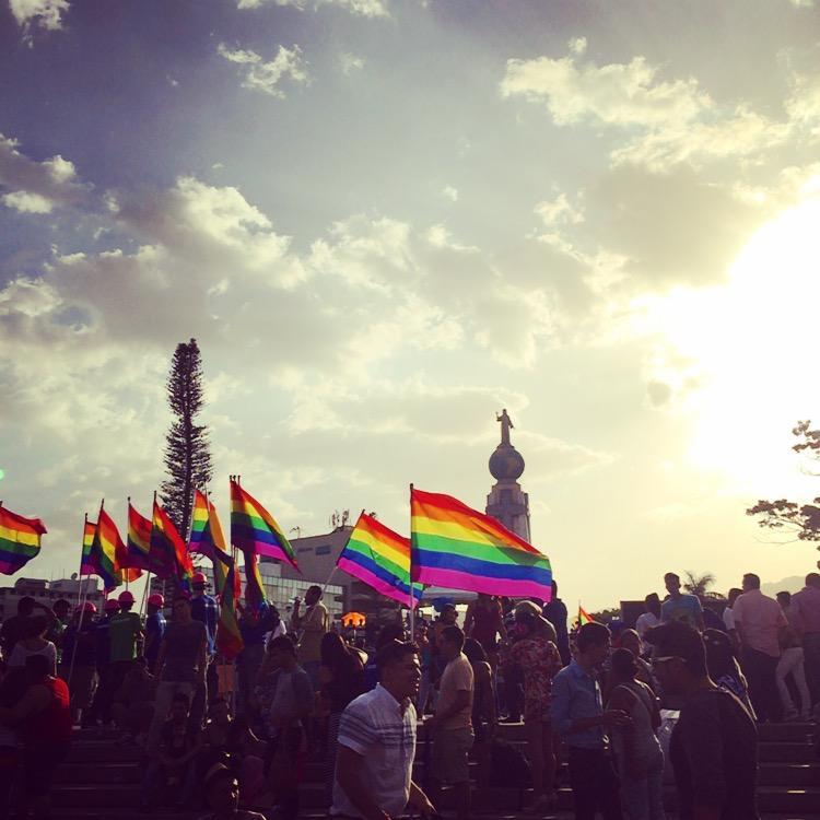 Marcha por la Diversidad Sexual de 2015, a su llegada a la Plaza de Las Américas o del Salvador del Mundo.